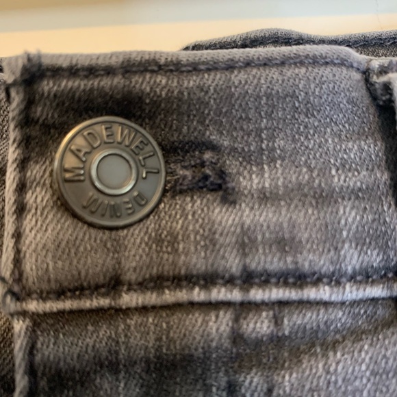 Madewell 9 Inch Mid-Rise Skinny Jeans Ripped Knee Edition Size 27 - Picture 6 of 14